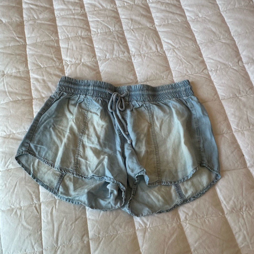 Bella Dahl drawstring shorts size S